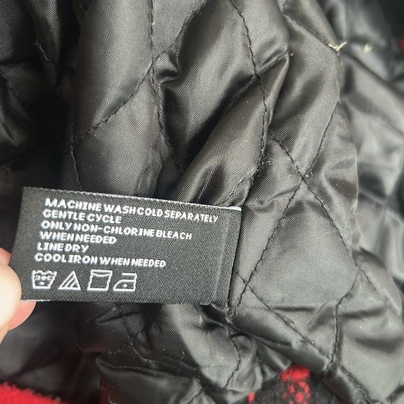 CoffeeShop Red Flannel Plaid Quilted Cropped Wool Blend Jacket Size L - Picture 9 of 17